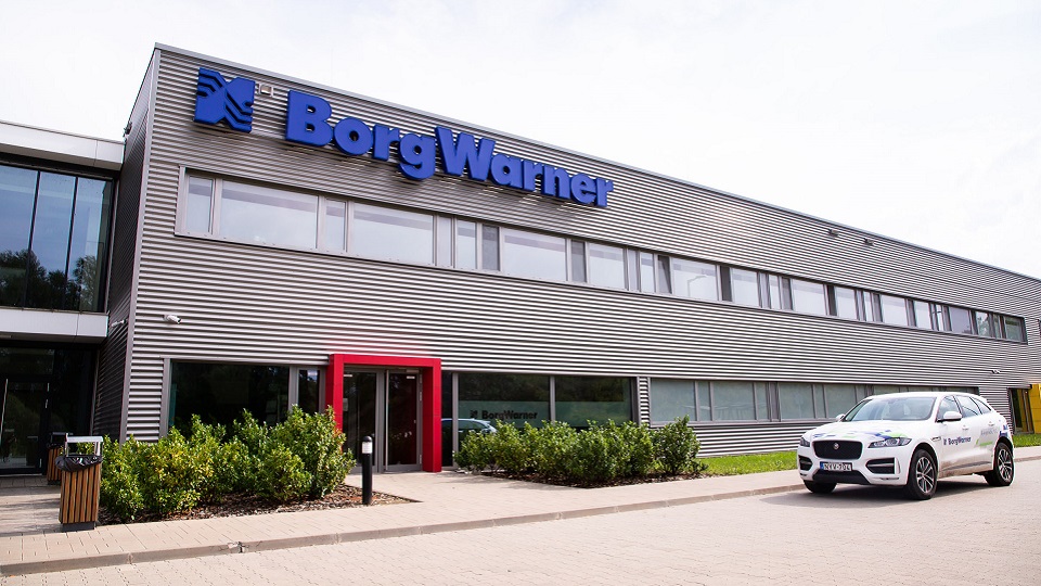 Közel 5 milliárd forinttal támogatta az állam a BorgWarner oroszlányi beruházását