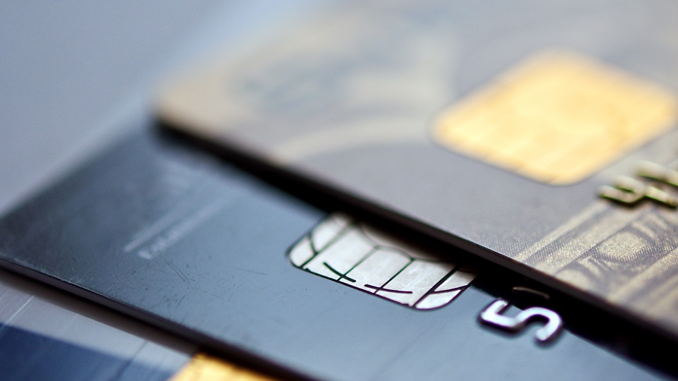 BiztosDöntés.hu: még mindig nem kapkodnak a magyarok a hitelkártyákért 