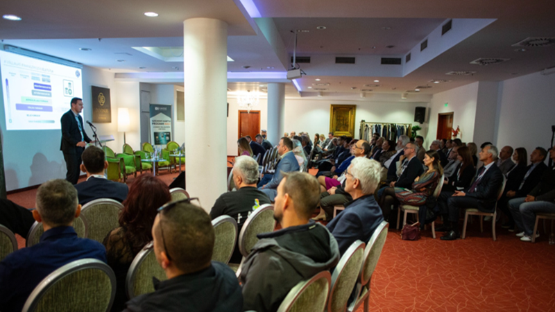 Balatonfüreden startol a Széchenyi Kártya Roadshow 2026-ban