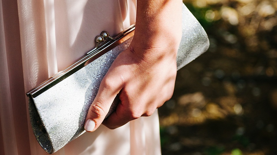 Megdobta a fegyverpénz „az átlag magyar” januári keresetét