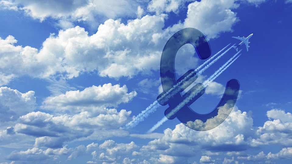 Nagyot drágult az energia, 2,5 százalékra emelkedett az infláció az eurózónában