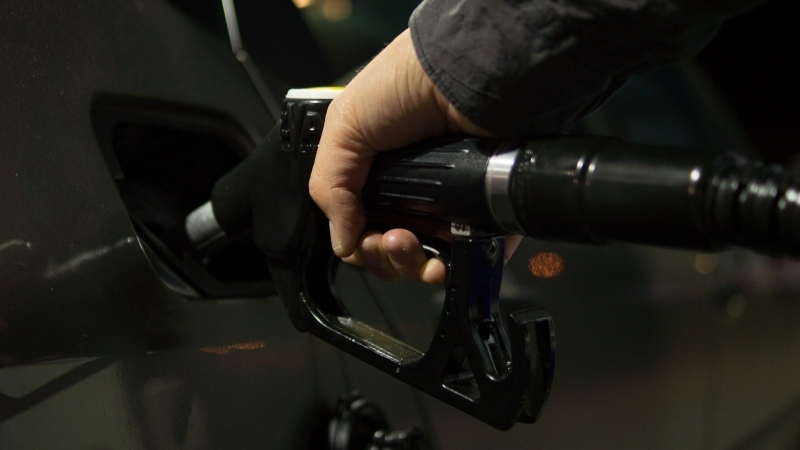 Csökkent a benzin ára, a gázolajé tartósan magas