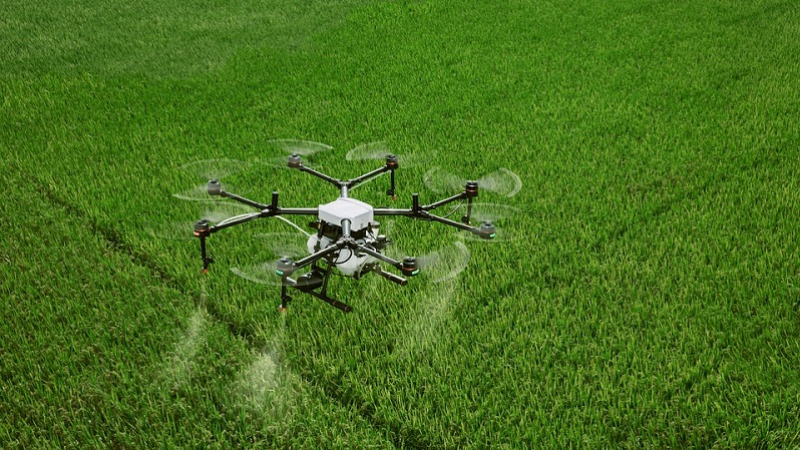 Változott a permetező drónok kötelező típusminősítésének pótlási határideje